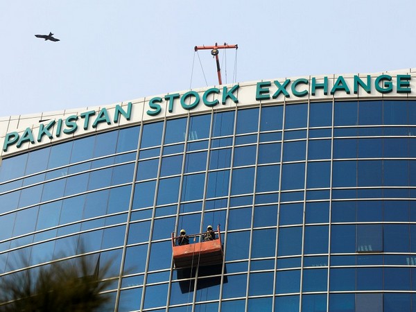 PSX reverts to old trading system after Chinese trading system encountered serious technical glitches