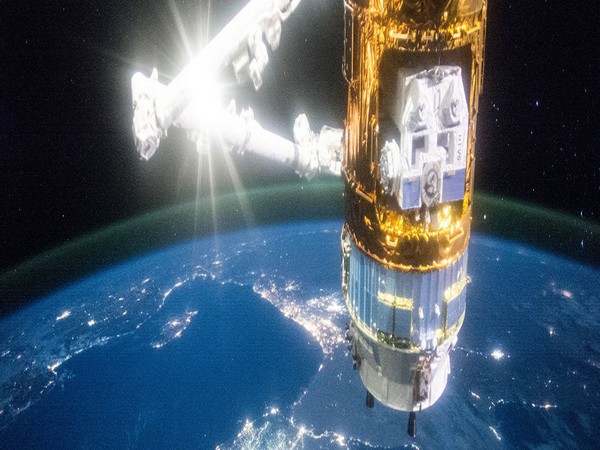 Japan postpones launch of rocket carrying lunar lander